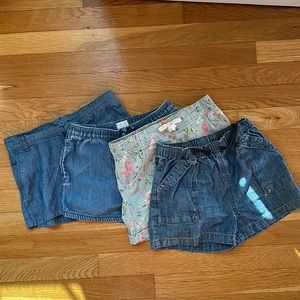 Girls shorts 4-pair bundle chambray and floral shorts sz med 7/8